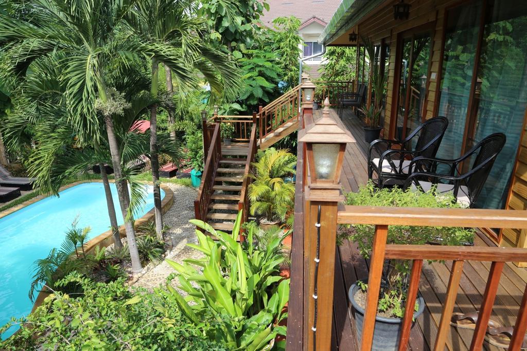 Liam'S Guesthouse Adults Only Chiang Mai Extérieur photo